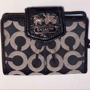 🖤 NWOT Coach wallet🖤